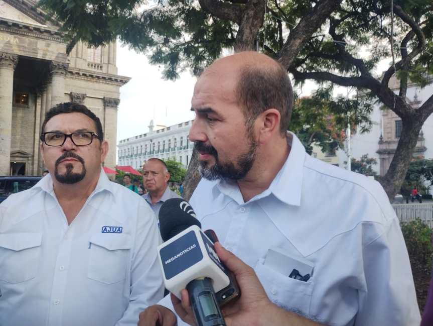 Expatriados jaliscienses buscan reformar la Constitución para ejercer voto&nbsp;municipal