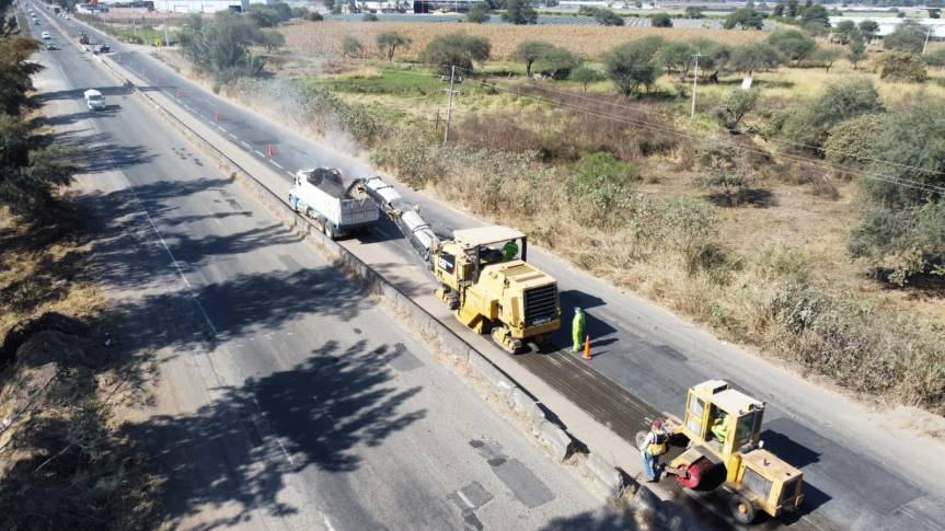 Reparan la carretera Guadalajara-Barra de&nbsp;Navidad.