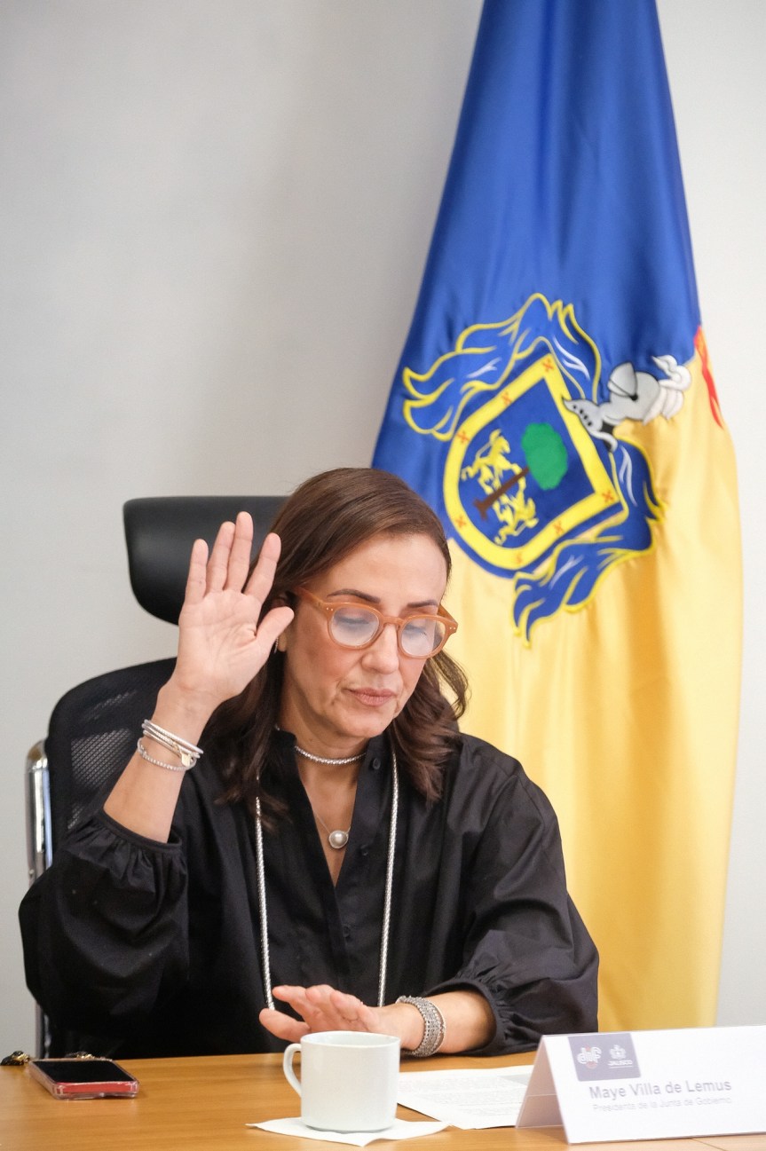 Toman protesta a nuevos integrantes de la Junta de Gobierno del DIF&nbsp;Jalisco.