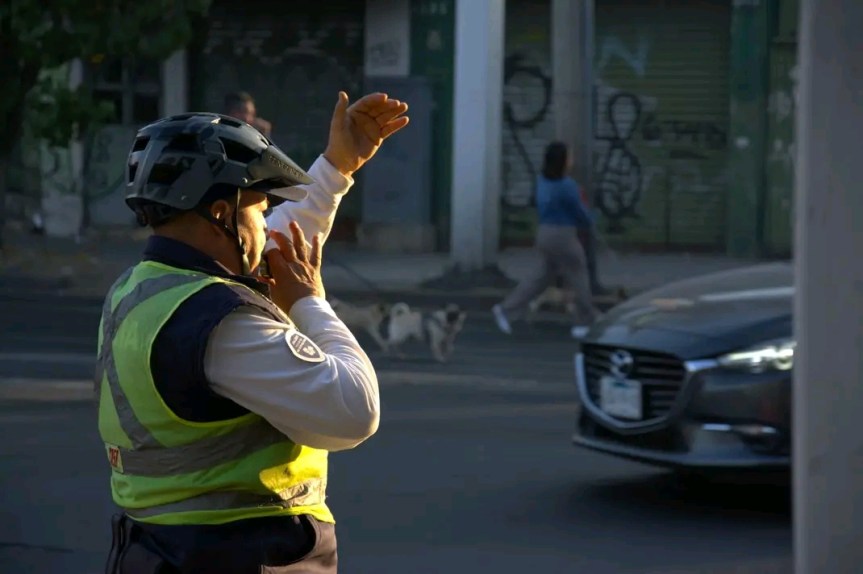 Piden mayor presencia de agentes viales en&nbsp;escuelas.