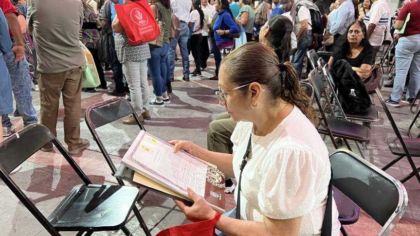 Tonalá: Entregan 270 títulos de&nbsp;propiedad.