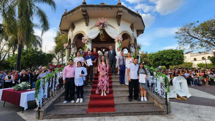 Formalizan su amor en las «Bodas de la&nbsp;Esperanza».