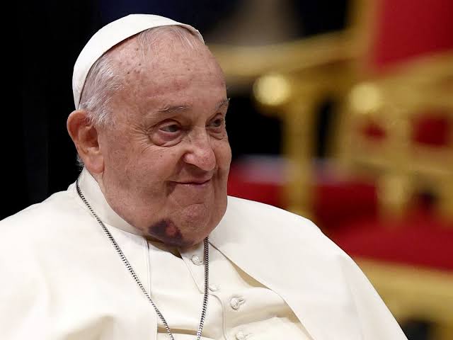 Francisco sigue hospitalizado por infección&nbsp;respiratoria.