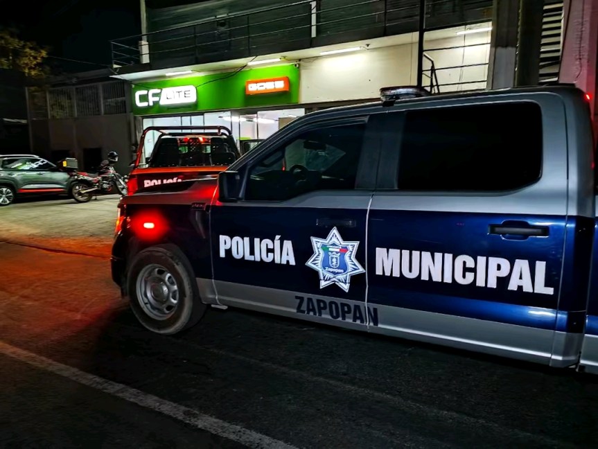 Joven muere y dos personas resultan heridas, tras&nbsp;balacera.