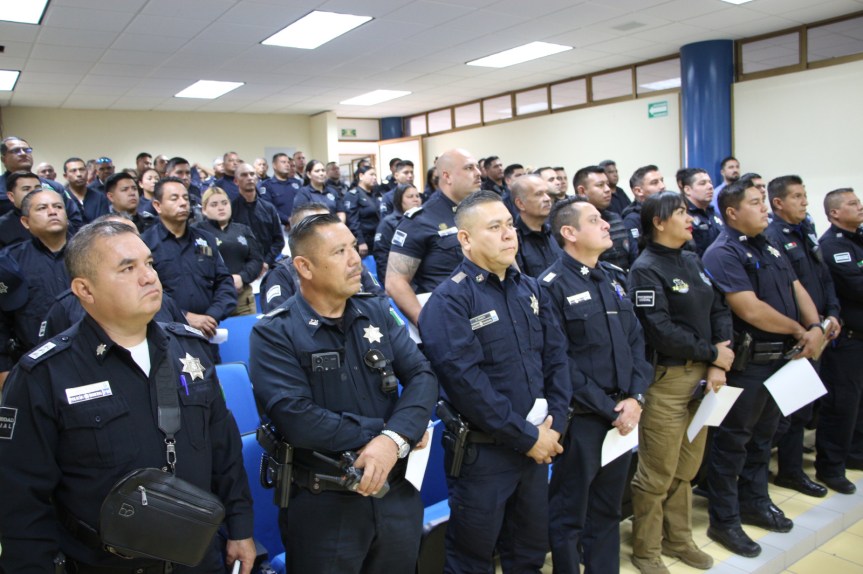 Capacitan a policías para enfrentar el estrés&nbsp;laboral.