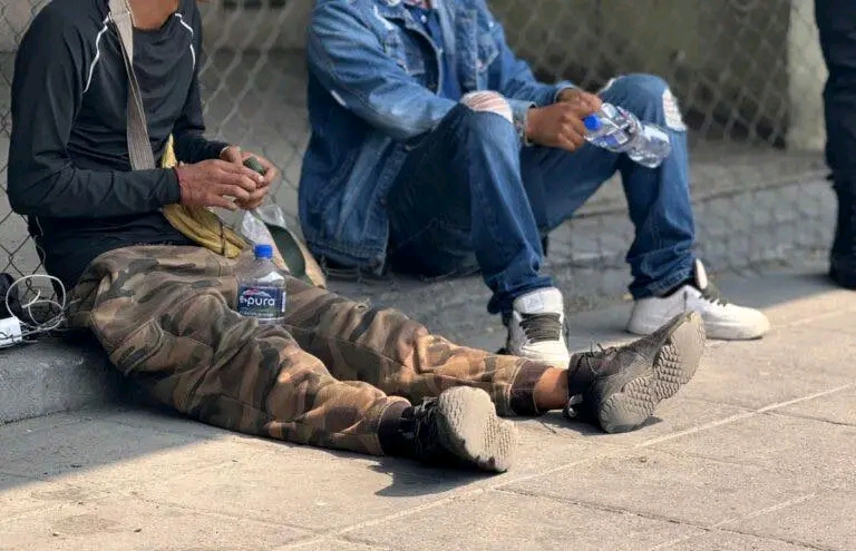 Rescatan a dos jóvenes michoacanos en central&nbsp;camionera.