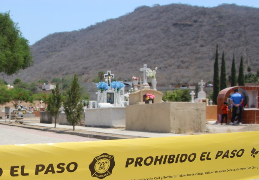 Tlajomulco refuerza la vigilancia en panteones por día de la&nbsp;madre.