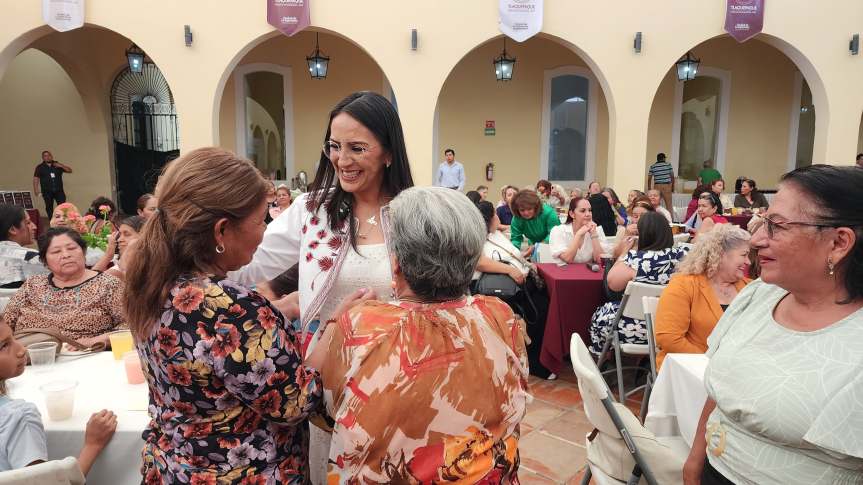 Reconocen a madres líderes de&nbsp;Tlaquepaque.