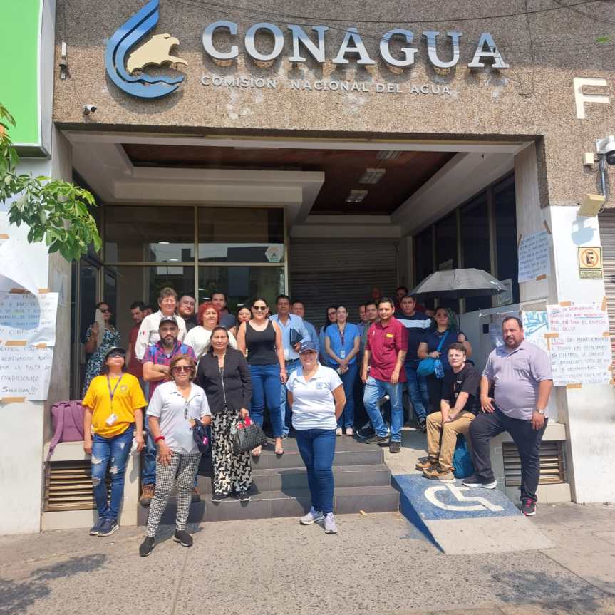 Trabajadores de CONAGUA exigen mejoras&nbsp;laborales.