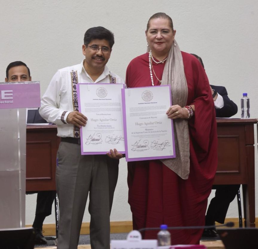 Entregan constancias a nueva&nbsp;Corte.