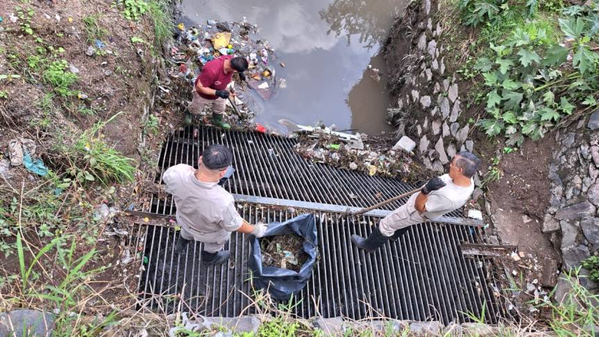 Avanzan labores de rehabilitación tras fuerte&nbsp;lluvia.