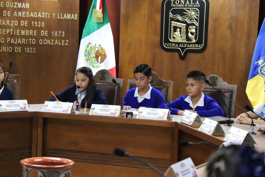 Celebryan Cabildo Infantil en&nbsp;Tonalá.
