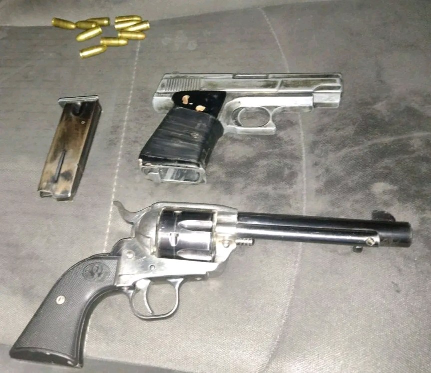 Los detienen con armas exclusivas del&nbsp;Ejército.