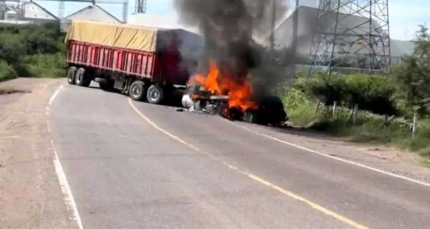 Narco-bloqueos generan caos en&nbsp;Aguascalientes.