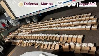 Aseguran más de una tonelada de&nbsp;metanfetamina.