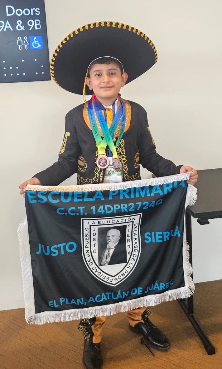 Gana medallas en competencia internacional de matemáticas en&nbsp;Singapur.