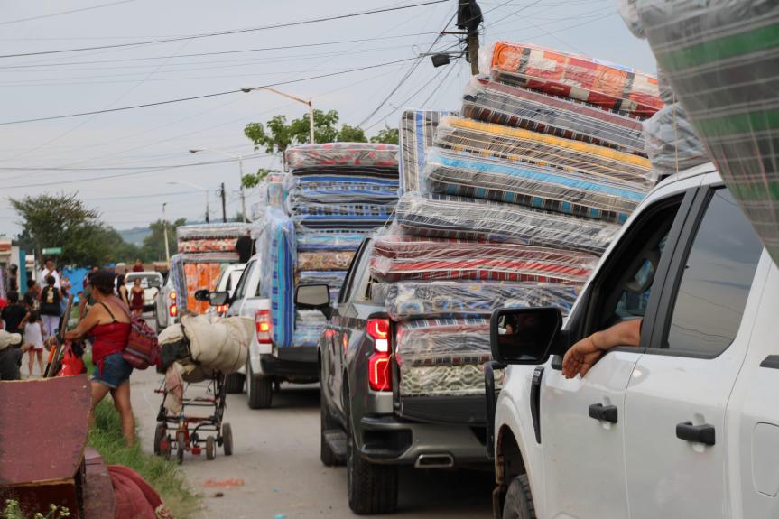 Apoyan a familias afectadas por&nbsp;inundaciones.