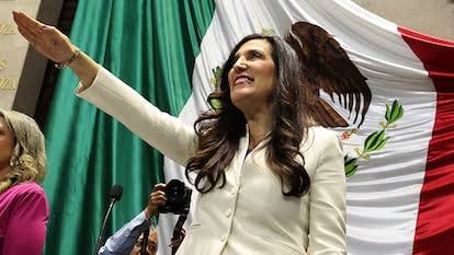 Kenia López asume presidencia de la Mesa Directiva en San&nbsp;Lázaro.