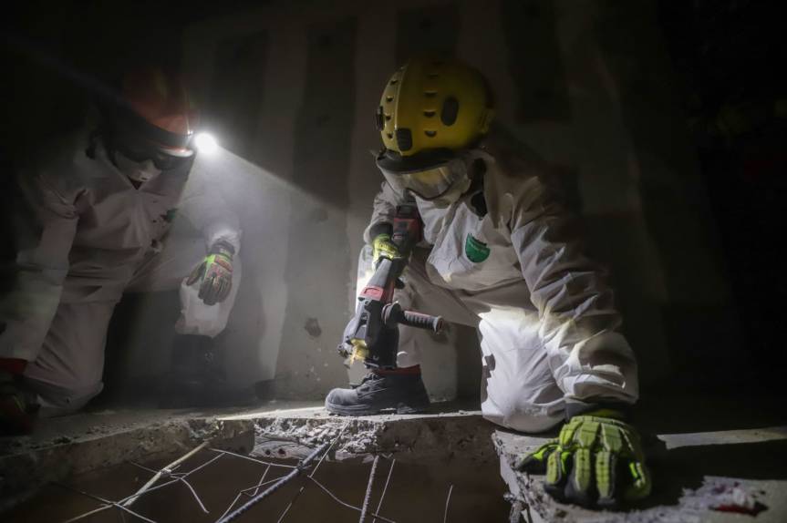 Hallan cuerpo de mujer calcinada dentro de un auto en&nbsp;Guadalajara.