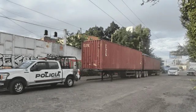 Recuperan dos contenedores robados con mercancía valuada en casi 5&nbsp;MDP.