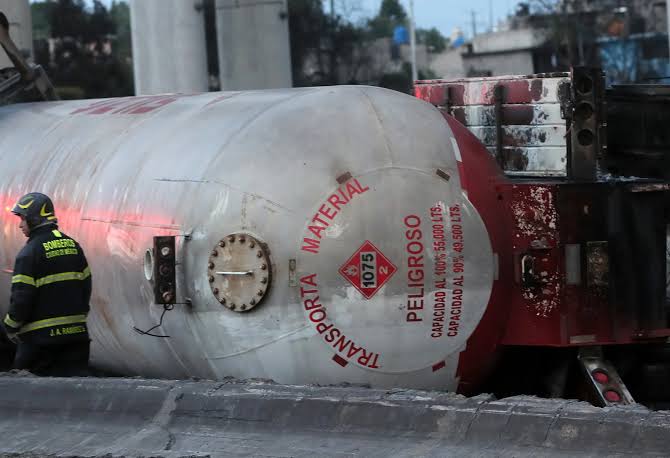 Dan de alta médica al último lesionado por explosión de pipa en&nbsp;Iztapalapa.