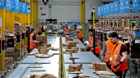 Amazon Repite Contrataciones Masivas para la Temporada Navideña en&nbsp;EE.UU.