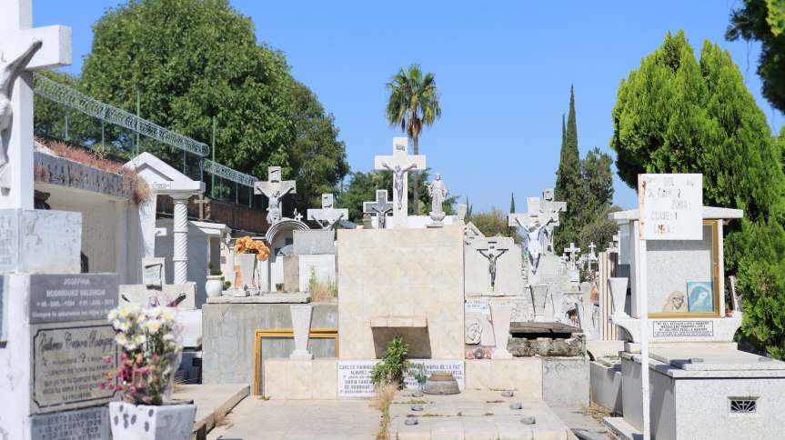 Refuerzan Vigilancia en Cementerios por Día de&nbsp;Muertos