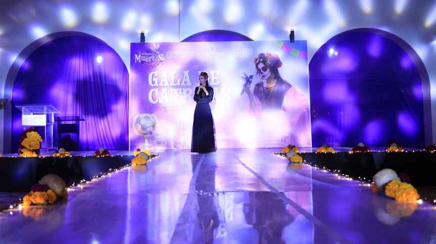 Gala de Catrinas Entre «Arte y&nbsp;Tradición».