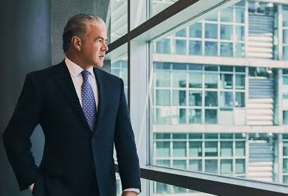 Solicitan orden de aprehensión contra copropietario de Miss&nbsp;Universo.