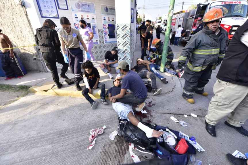 Choque deja 16 heridos en&nbsp;Tlaquepaque.