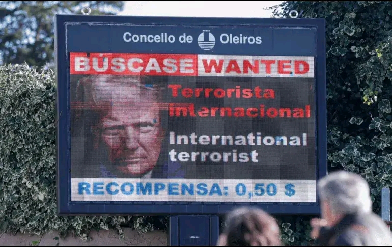 «Buscan» a Trump como «terrorista&nbsp;internacional».