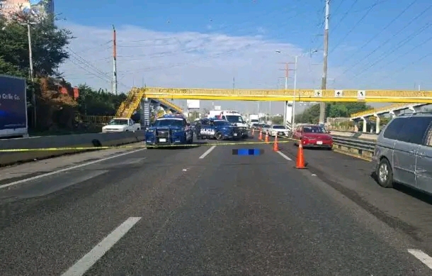 Joven muere atropellada en la autopista GDL–Zapotlanejo.
