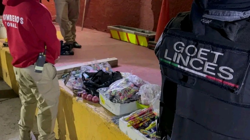 Aseguran 50 kilos de pirotecnia en tianguis navideño de&nbsp;Tonalá.