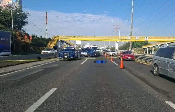 Mujer encontrada sin vida en la autopista Puerto Vallarta–Guadalajara.