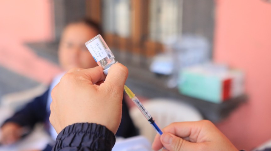 Tlaquepaque refuerza vacunación contra&nbsp;sarampión.