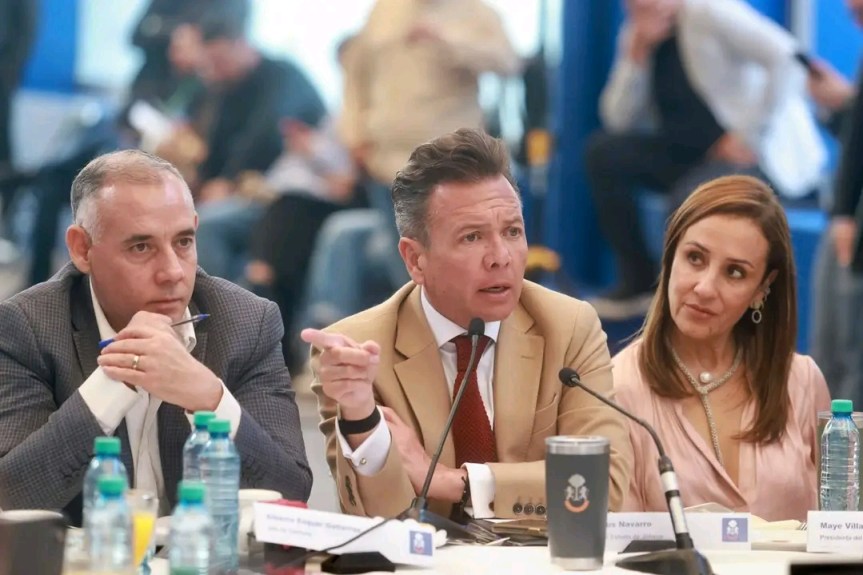 Se reúnen con colectivos de búsqueda de&nbsp;desaparecidos.