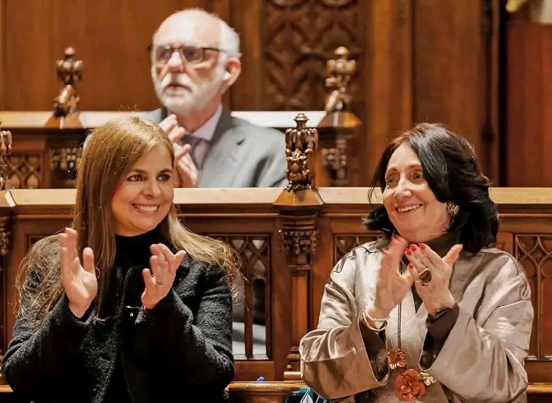 Marisol Schulz Honrada con la Medalla de Oro al Mérito Cultural en&nbsp;Barcelona.