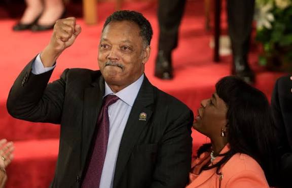 Fallece Jesse Jackson.