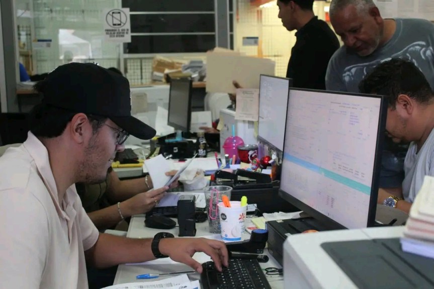 Aprueban un aumento salarial del 6 por&nbsp;ciento.